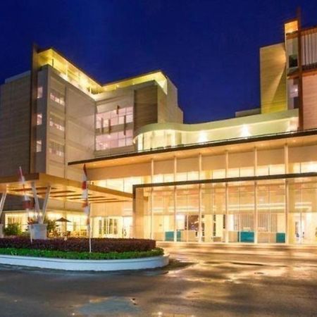 Horison Hotel Ultima Timika Luaran gambar