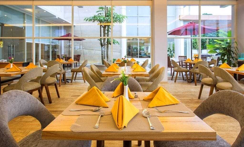 Horison Hotel Ultima Timika Luaran gambar